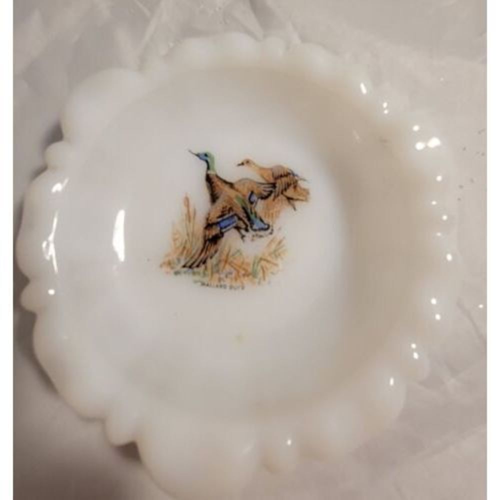 Vintage Anchor Hocking Fire King Milk Glass Ashtray Dish Mallard Duck